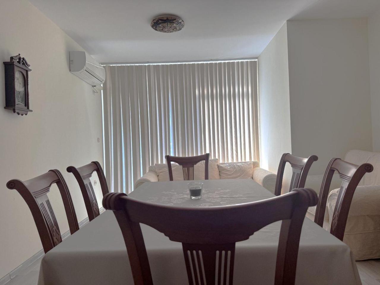 סנדנסקי Vanity Apartments מראה חיצוני תמונה